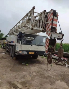 Marca Zoomlion, grúa telescópica de 80 toneladas, QY80, buen estado, precio bajo, capacidad de carga nominal de 80 toneladas, rodamiento de bomba de Motor - Product Image 2