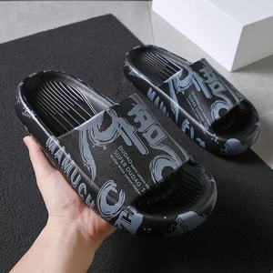 Venta al por mayor <span class=keywords><strong>de</strong></span> <span class=keywords><strong>chanclas</strong></span> <span class=keywords><strong>de</strong></span> suela gruesa <span class=keywords><strong>para</strong></span> <span class=keywords><strong>hombre</strong></span>, duraderas y adecuadas <span class=keywords><strong>para</strong></span> que los jóvenes las usen fuera del <span class=keywords><strong>baño</strong></span>. - Product Image 4