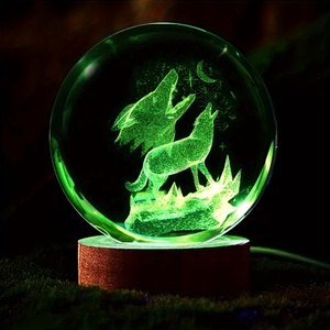 3D Heulender Wolf Kristallkugel-Statue mit LED-Basis Geburtstagsgeschenk Heimdekoration Geschenk Partydekoration Erntedankgeschenk - Product Image 5