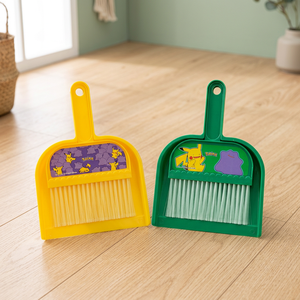 Pillbox pokemon – ensemble d'outils de nettoyage, design aléatoire, brosse de bureau pour enfants, fournitures scolaires de dessin animé, mini nettoyeur KR AB0072 - Product Image 2