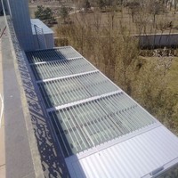 Matériau moderne en alliage d'aluminium coupe-vent persiennes en aluminium pour bâtiment volets de fenêtre