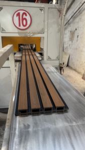 ألواح جدارية WPC سهلة التركيب 219*26 ملم، مقاومة للماء وصديقة للبيئة، للاستخدام الخارجي - Product Image 6