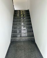 Granit noir poli haute densité moderne, pierre multi-usages pour intérieur et extérieur, pour marches d'escalier, jardin, aménagement paysager, mur, sol