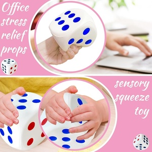 <span class=keywords><strong>Jeux</strong></span> <span class=keywords><strong>de</strong></span> société personnalisés, cadeaux <span class=keywords><strong>de</strong></span> fête, dés anti-stress, jouets squishies, dés en mousse, balles anti-stress - Product Image 5