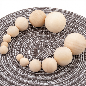 Cuentas de madera para dentición, color natural, redondas, de madera, tamaños surtidos, para colgar en la pared, paquete a granel, ecológicas, para hacer joyería - Product Image 4