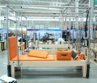 Machine de Pilates multifonctionnelle 3-en-1 en érable avec tour et chaise pour le renforcement du tronc et le remodelage corporel