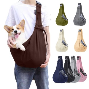 Sac de transport ergonomique pliable et léger pour animaux de compagnie avec fermeture éclair, pochette bandoulière réglable pour chats et petits chiens Active-Go - Product Image 1