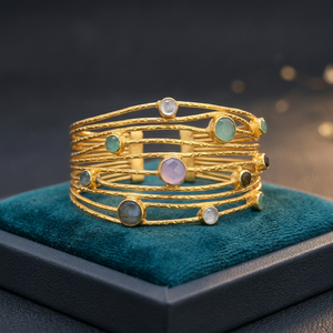 Brazalete de Latón con Gemas de Arcoíris, Bañado en Platino, Estilo Étnico, Unisex, Apilable - Product Image 4