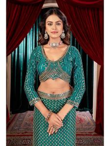 Sari en satin Fandy pour femme avec broderie perlée lourde et chemisier assorti de créateur – Idéal pour toutes les saisons et réceptions - Product Image 2