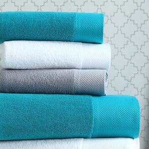 Asciugamano da Bagno Solido per Hotel a Cinque Stelle, Extra-Large per Adulti, Spesso, Morbido e Assorbente, Personalizzabile <span class=keywords><strong>con</strong></span> Ricamo, in Raso Platino o Raso a Spirale - Product Image 3