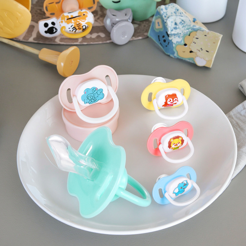 Wholesale Custom Designed Baby Pacifier Cartoon