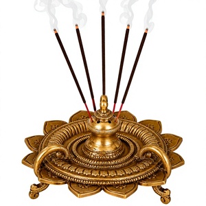 Porta Incienso de Latón de Lujo con Diseño de Loto, con 5 Ranuras para Varillas, Soporte Decorativo para Agarbatti, para el Hogar, Templo, Meditación, Yoga y Prácticas Espirituales - Product Image 1