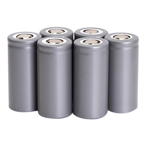 เซลล์แบตเตอรี่ LiFePO4 รุ่น 32650/32700 ความจุ 6000mAh 3.2V 19.2Wh อัตราการคายประจุ 3C ความจุสูง สำหรับเรือดำน้ำและยานพาหนะ - Product Image 1