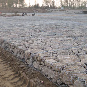 Taş kafes örgü yan sepet fabrika fiyat/Gabion çit fiyat gabion duvarlar yapımı