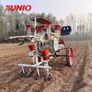 Planteuse automatique <span class=keywords><strong>de</strong></span> <span class=keywords><strong>légumes</strong></span> pour ferme, machine motorisée autopropulsée pour le repiquage <span class=keywords><strong>de</strong></span> semis, transplanteur <span class=keywords><strong>de</strong></span> semis à moteur à vendre - Product Image 1