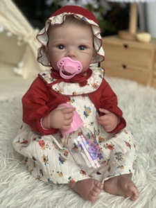 Consola de juegos Wellie Wishers French Night Stop Motion Movie Protector Astronaut Ugly Scrump Bottle Reborn Doll - Product Image 5