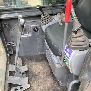 Miniexcavadora Kobelco SK55SR-5 de Japón, Modelo 2018, Usada, con Bomba Hidráulica Original Tipo Oruga y Motor de Construcción - Product Image 5