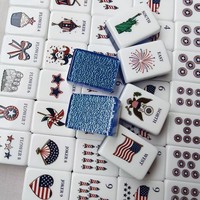 Jeu de Mahjong 4 Joueurs en Tissu Acrylique Fil Doré Bleu, Emballage Boîte Carton, Vente en Gros, Tuiles de Mahjong Style Américain les Plus Vendues