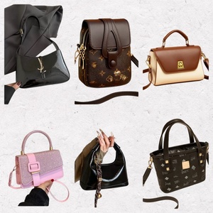 2025 venta al por mayor lujoso bolso usado bolso <span class=keywords><strong>de</strong></span> hombro fardos mixtos <span class=keywords><strong>ropa</strong></span> <span class=keywords><strong>de</strong></span> <span class=keywords><strong>segunda</strong></span> <span class=keywords><strong>mano</strong></span> para mujer surtido bolso <span class=keywords><strong>de</strong></span> mujer - Product Image 4