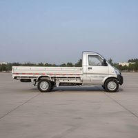 Camioneta Wuling Zhiguang: Motor de Gasolina Eficiente de 1.5L y 102HP, Plataforma Plana de 2501mm de Largo y Capacidad de Carga de 700-1200kg