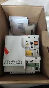 ACS355-03E-23A1-4 ACS355 ซีรีส์ 11kW 380-480V 3 เฟส IP20 PLC - Product Image 1