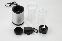 Mixeur portable Supkitdin pour les smoothies et les milkshakes, avec 2 gobelets Tritan, puissant mixeur Nutri à 4 lames