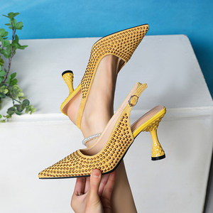 <span class=keywords><strong>Sandali</strong></span> da Sposa Estivi da <span class=keywords><strong>Donna</strong></span> <span class=keywords><strong>Gialli</strong></span> Eleganti con Tacco Grosso Antiscivolo, Décolleté a Punta con Cristalli Scintillanti e Strass, Modello Slingback - Product Image 1