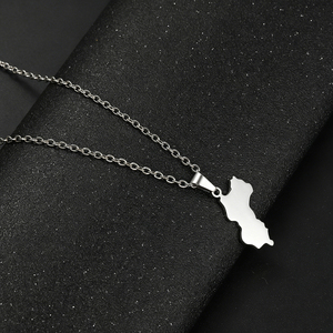 Collar <span class=keywords><strong>de</strong></span> Cadena con Eslabones <span class=keywords><strong>de</strong></span> <span class=keywords><strong>Mapa</strong></span> <span class=keywords><strong>de</strong></span> la Isla Mustique en Acero Inoxidable, Collar con Colgante <span class=keywords><strong>de</strong></span> la Isla Mustique, San Vicente y <span class=keywords><strong>las</strong></span> Granadinas, en Oro <span class=keywords><strong>de</strong></span> 18K - Product Image 2
