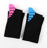 En gros Personnalisé En Plein Air Cyclisme Course à pied Jambe Protection Longue Compression Hommes Sport Chaussettes