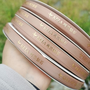 Cinta de Raso Floral Personalizada de 4cm/5cm con Logotipo en Lámina Dorada 3D, Diseño Gratuito, Rollo de Cinta para Regalo de Navidad, Halloween y Bodas - Product Image 5