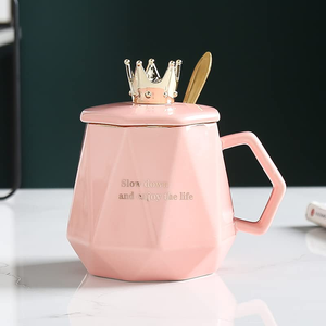 Calentador de Tazas Inteligente de Cerámica a 55 Grados, Taza Navideña con Calentamiento Eléctrico y Posavasos Inalámbrico para Bebidas Calientes - Product Image 2