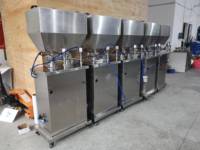 Machine de remplissage semi-automatique à double tête à piston, remplisseuse personnalisée pour liquides et pâtes (miel, shampoing, sauces, huiles, produits cosmétiques, produits alimentaires)