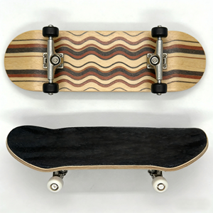 แผ่นฟิงเกอร์บอร์ดไม้แบบกำหนดเอง OEM 5 ชั้น เมเปิ้ล มินิฟิงเกอร์สเก็ตบอร์ด สำหรับทุกเพศ - Product Image 3