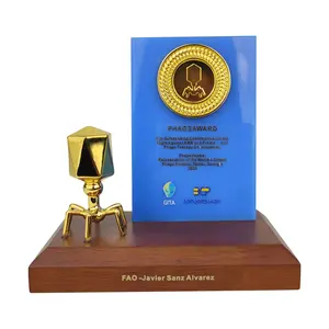 Custom High Quality Metal Crafts Crystal Aluminium Alloy Wooden Base Phage Award Trophy Medal & Plaque Cups For Medical Award