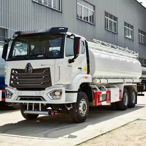 Nuovi Autocisterne Sinotruk Howo NX 6x4 8x4 10 12 Ruote da 20000L 250000L 300000L per Benzina e Olio, Stazioni di Rifornimento Mobili - Product Image 4