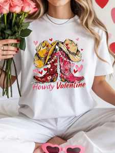 T-shirt da donna a maniche corte con stampa cappello e stivali da cowboy, vestibilità ampia, girocollo, abbigliamento promozionale per adulti - San Valentino - Product Image 1