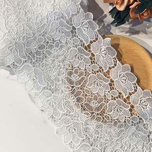 Tela de Encaje de Algodón Ecológico Soluble en Agua con Bordado Delicado Bilateral de 16.5 Personalizado para Ropa de Cama, Zapatos y Bolsos - Product Image 1