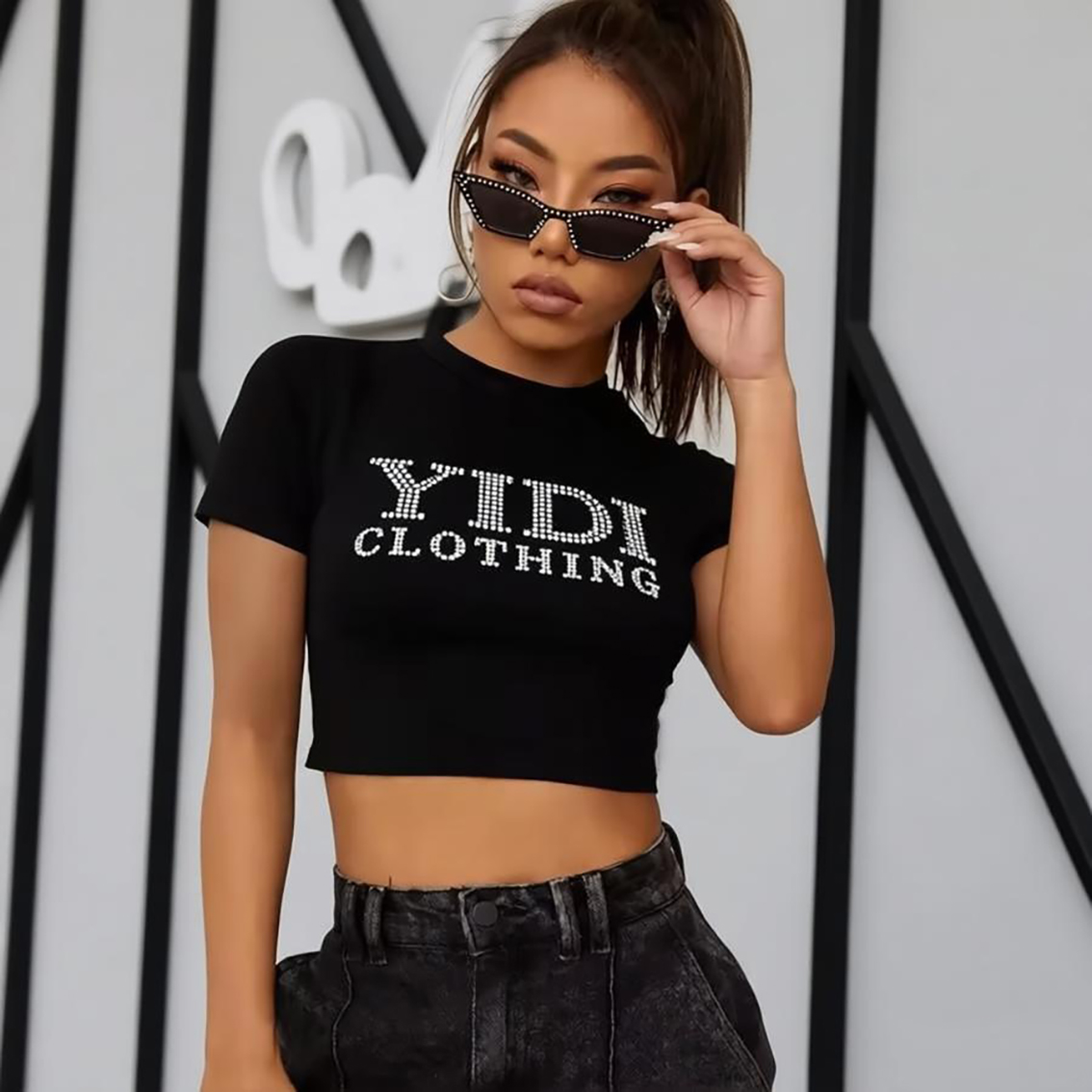 Custom Baby Girl Rhinestones T Shirt Custom Womens Streetwear Round Neck Crop Tops Cropped Tee Sports Workout Crop Top For Women
