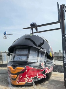 Escultura Moderna con Forma de Casco de Motocicleta en FRP, Ideal para Cafés y Estaciones de Entrega, Perfecta para Instagram - Product Image 2