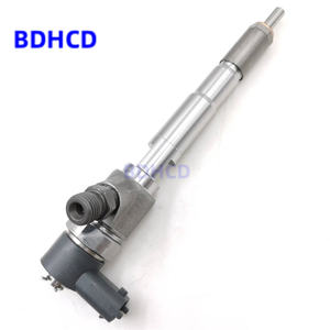 0445110919 pièces de moteur automatiques d'<span class=keywords><strong>injecteur</strong></span> de carburant à rampe commune Diesel 0 445 110 919 0445110918 pour l'échange Bosch - Product Image 5