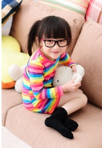 Vente en gros en ligne de robes courtes à manches longues rayées rouges décontractées pour filles, provenant d'une usine chinoise - Product Image 4