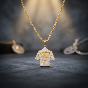 Collier CR7 Ronaldo 7 avec pendentif en moissanite, plaqué or, style hip-hop, idéal pour offrir, provenant d'un exportateur indien - Product Image 4