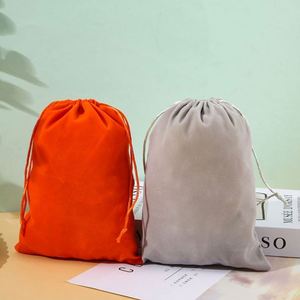 Pochettes en velours coréen colorées avec cordon de serrage : parfaites pour les bijoux, les cadeaux et les articles promotionnels - Product Image 3