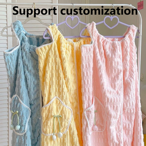 New Design Coral Fleece Woven Robe with Hood Mid-Length Quick Drying Eco-friendly Thick Water-Absorbent Non-Fuzzing for Adults