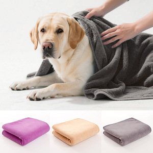 <span class=keywords><strong>Serviette</strong></span> de bain pour chien <span class=keywords><strong>en</strong></span> microfibre ultra absorbante <span class=keywords><strong>Serviette</strong></span> pour animal de compagnie de qualité supérieure <span class=keywords><strong>en</strong></span> vente Séchage rapide pour des nettoyages sans tracas - Product Image 2