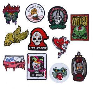 Patch brodé thermocollant style punk, crâne rock, pour vêtements, sacs, jeans, décoration - Product Image 1