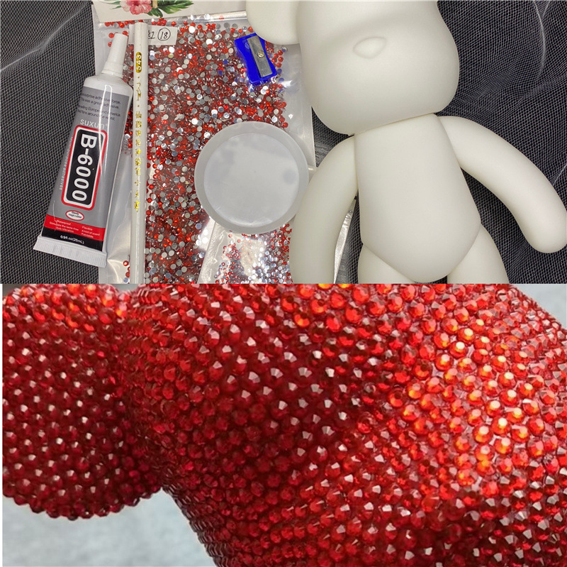 Outil coloré en strass rouge gelée d'ours violent