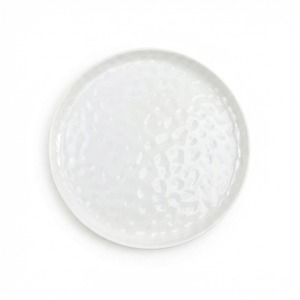 Plato de Porcelana Redondo de 8 Pulgadas con Diseño de Piedra, Plato de Cerámica Blanco Texturizado para Postres, Aperitivos y Decoración de Mesa Moderna - Product Image 1