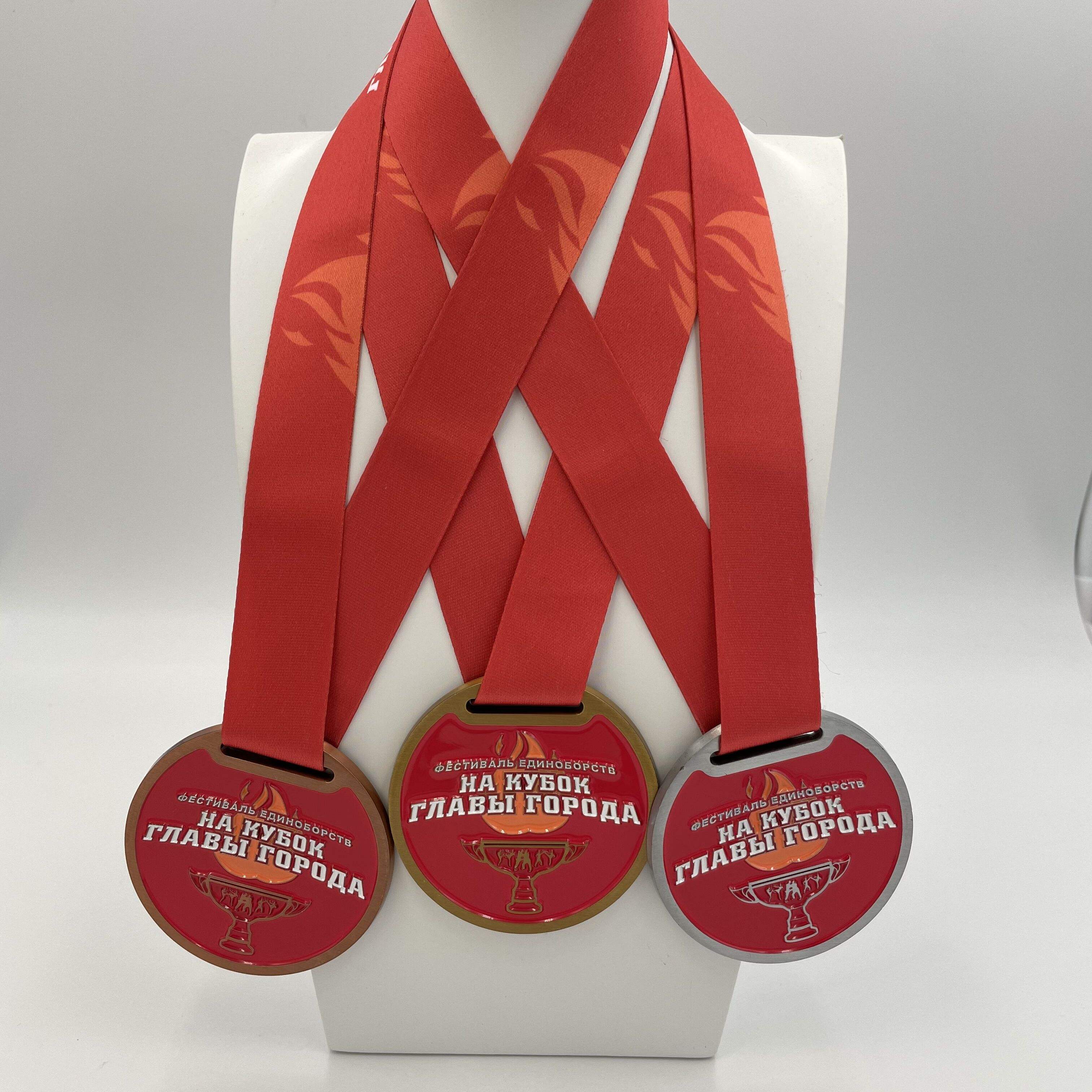 or antique/argent/bronze