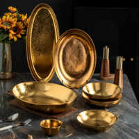 Vente en gros de plateau de service en céramique plaqué or de forme ovale de haute qualité, ensemble de vaisselle de luxe, assiettes pour la restauration